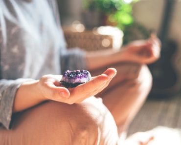 The Power of Crystals: How to Use Them According to Your Zodiac Sign
